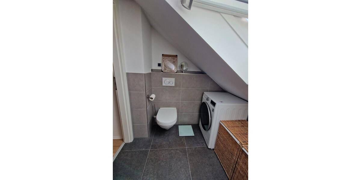 Dachgeschoßwohnung Nürnberg Rabus - 2 Zimmer, 42 m&sup2;, 900&euro; | Angebot:25626166