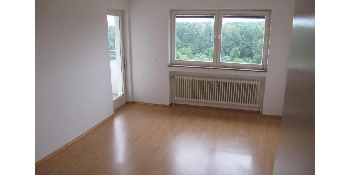 80 q2m Wohnung für 3er Studenten-WG 3 zimmer