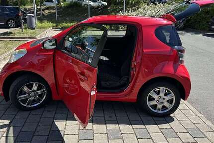 Toyota iQ 101.000 km 4.300 € Nürnberg 90439