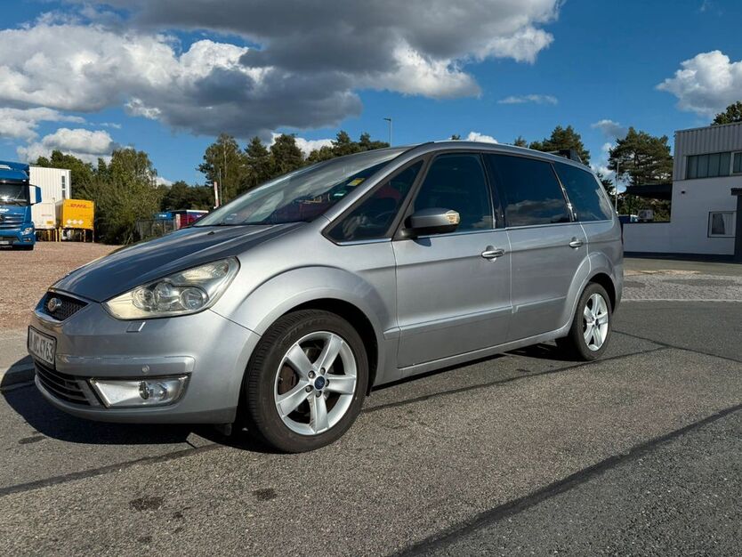 Ford Galaxy 256.000 km 3.900 € Nürnberg 90482