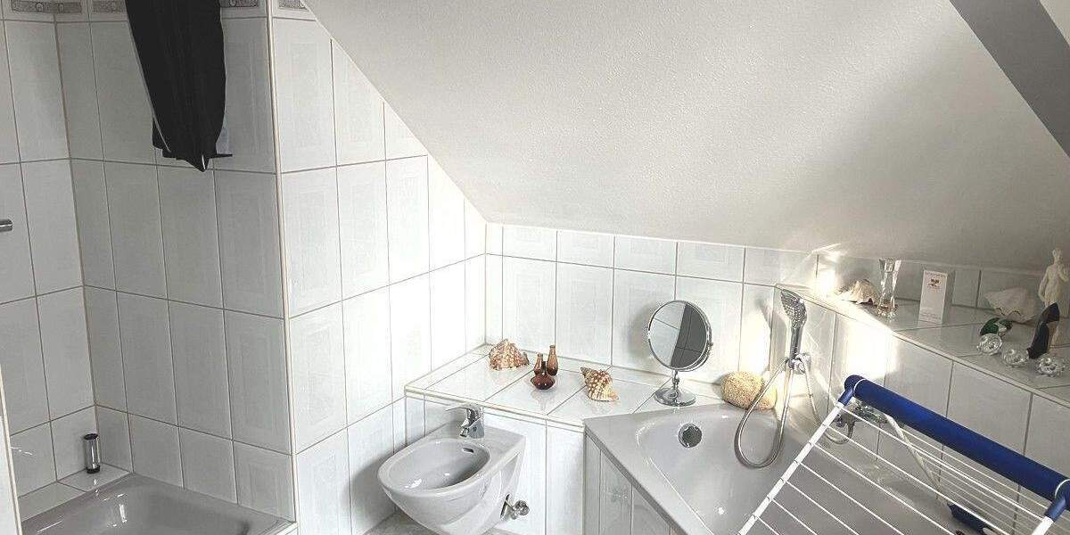 Mehrfamilienhaus, Wohnhaus Büchenbach - 670.000&euro; | Angebot:25674298