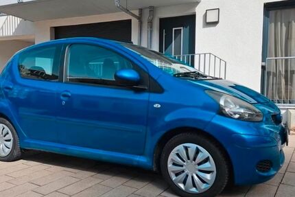 Toyota Aygo (X) 121.000 km 1.999 &euro; Nürnberg 90429