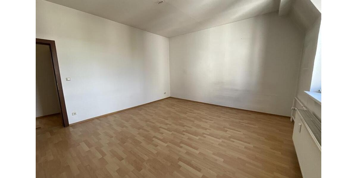 Dachgeschoßwohnung Nürnberg Eberhardshof - 3 Zimmer, 73 m&sup2;, 870&euro; | Angebot:26677291