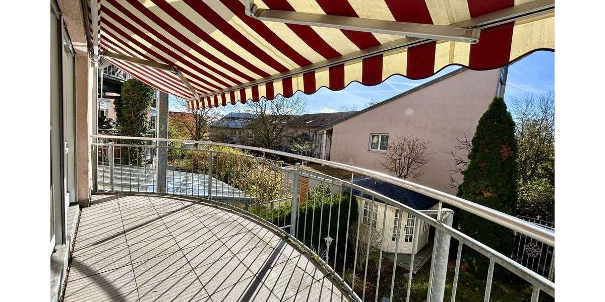 Moderne und helle 4-Zimmer-ETW, in familienfreundlicher Lage von Erlangen-Büchenbach 4 zimmer