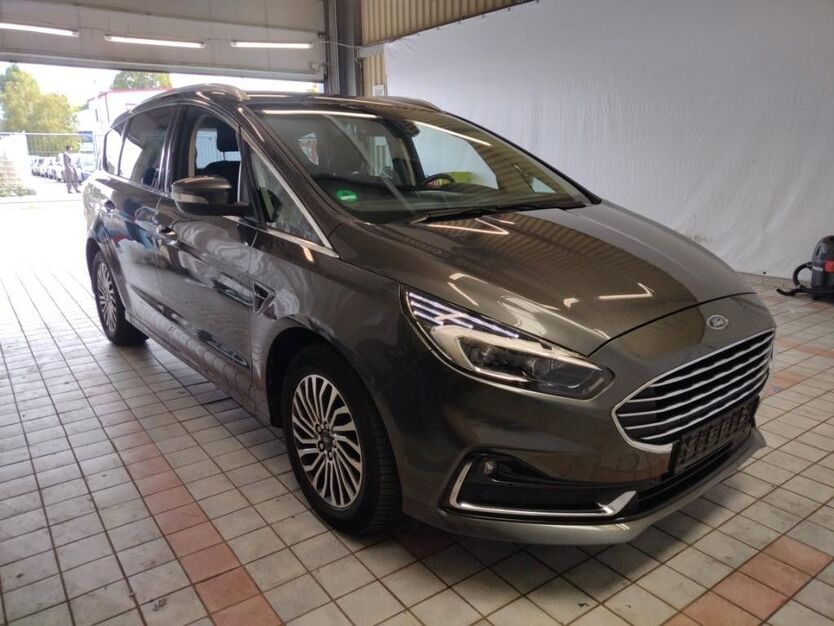 Ford S-Max 84.000 km 27.900 € Hilpoltstein 91161