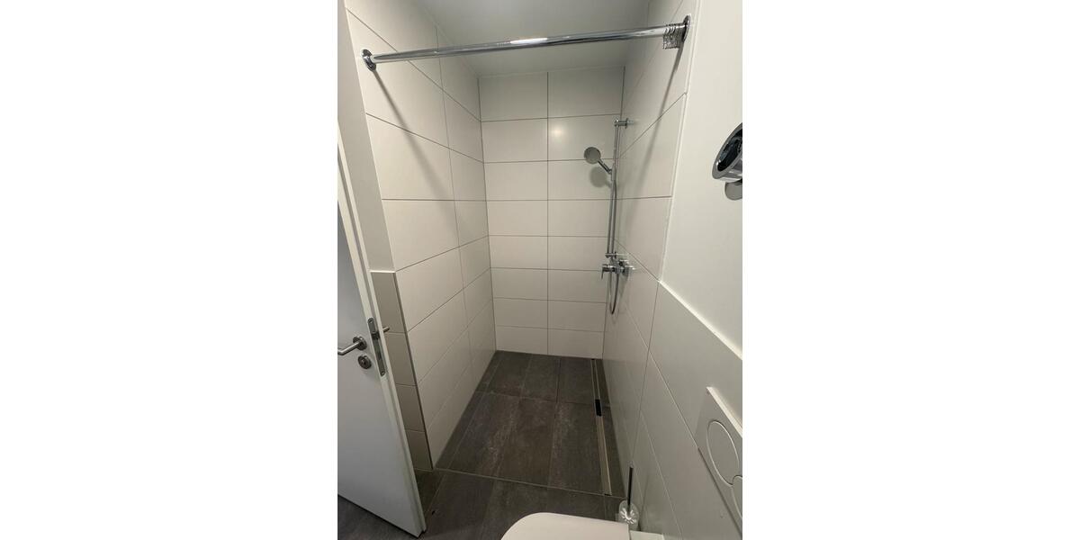 Dachgeschoßwohnung Erlangen Bruck - 1 Zimmer, 20 m&sup2;, 585&euro; | Angebot:27597902