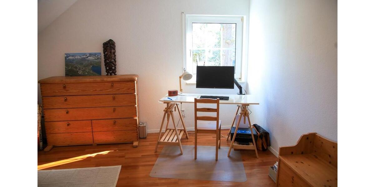 Dachgeschoßwohnung Buckenhof - 3 Zimmer, 113 m&sup2;, 1.950&euro; | Angebot:26263173
