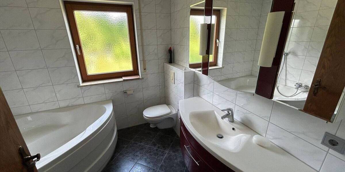 Mehrfamilienhaus, Wohnhaus Erlangen Dechsendorf - 1 Zimmer, 277 m&sup2;, 950.000&euro; | Angebot:25671207