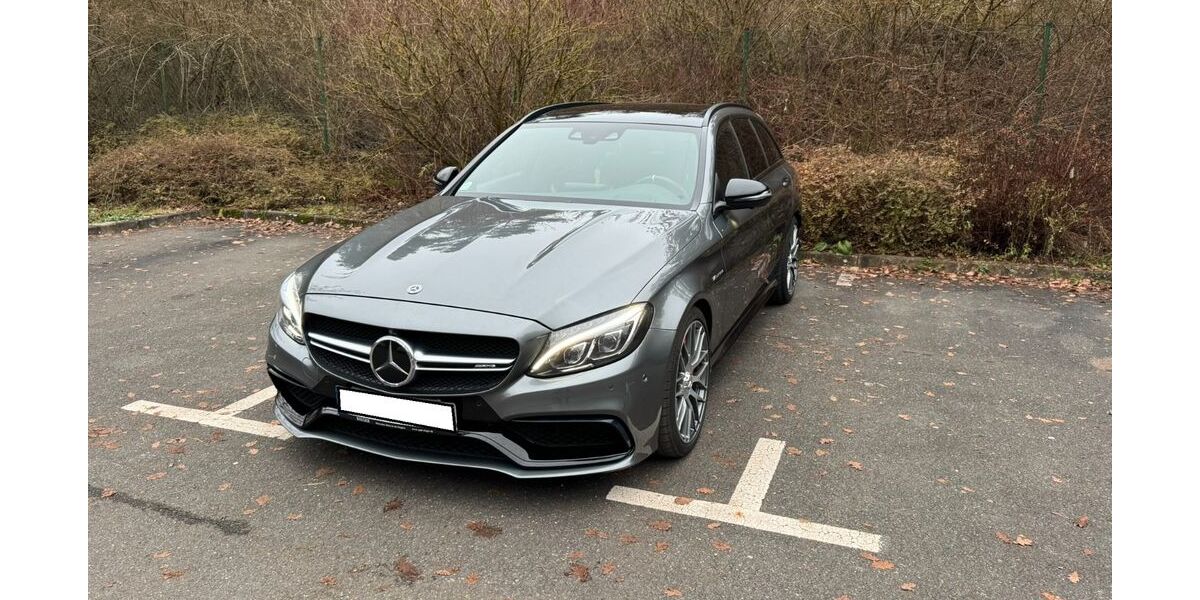 Mercedes-Benz C 63 AMG 91.000 km 43.750 &euro; Röthenbach an der Pegnitz 90552
