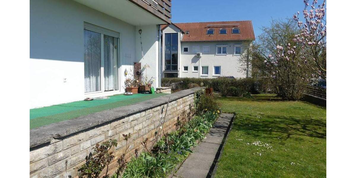 Mehrfamilienhaus, Wohnhaus Petersaurach - 7 Zimmer, 185 m&sup2;, 395.000&euro; | Angebot:24436936