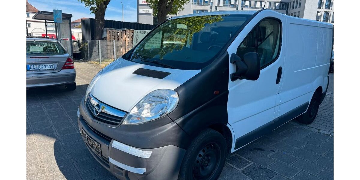 Opel Vivaro 151.200 km 5.999 &euro; Nürnberg 90431
