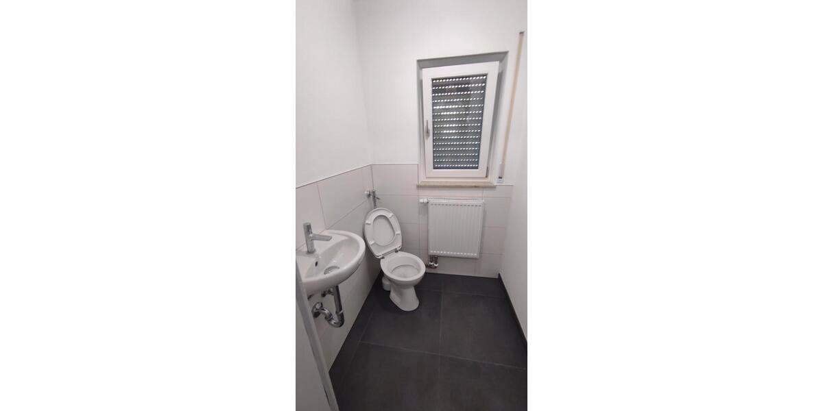 Etagenwohnung Offenhausen - 3 Zimmer, 95 m&sup2;, 850&euro; | Angebot:27602018