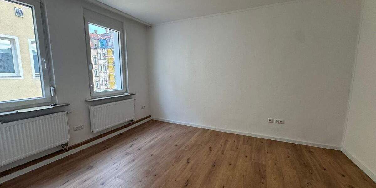 Etagenwohnung Nürnberg Glockenhof - 2 Zimmer, 40 m&sup2;, 585&euro; | Angebot:26078640