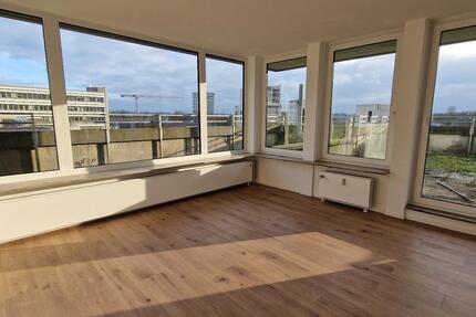 Wohnung Nürnberg Hasenbuck - 2 Zimmer, 76 m&sup2;, 1.061&euro; | Angebot:24751455