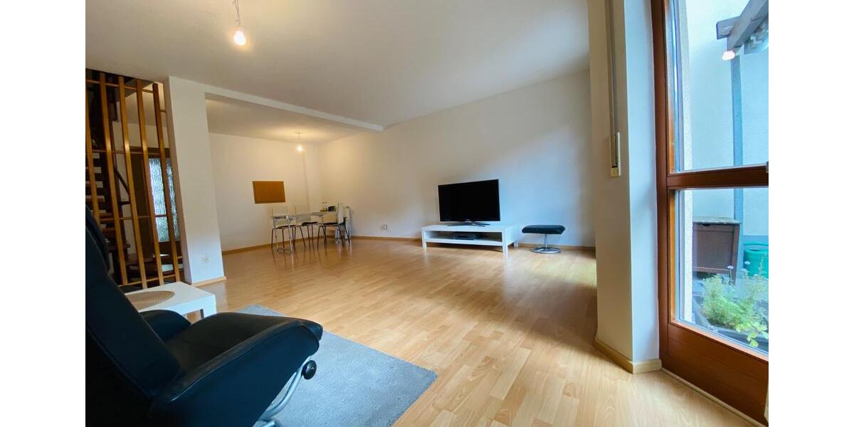 Reihenhaus Nürnberg Holzheim - 6 Zimmer, 178 m&sup2;, 1.890&euro; | Angebot:27614226