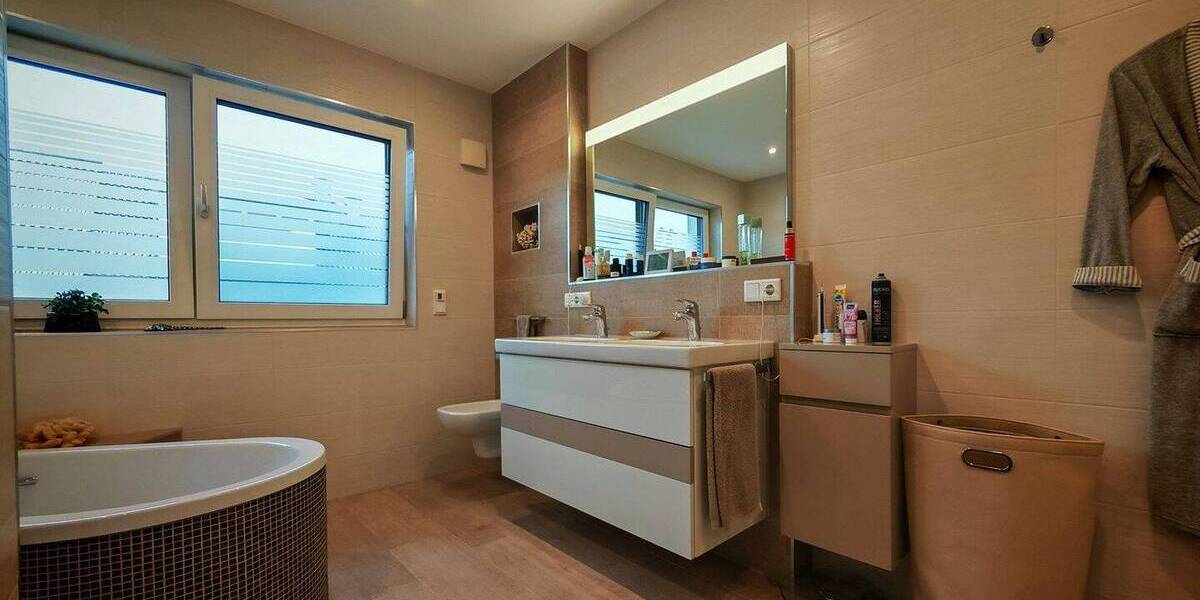 Reihenmittelhaus ALTDORF B. NUERNBERG Altdorf - 4 Zimmer, 125 m&sup2;, 649.000&euro; | Angebot:26875144