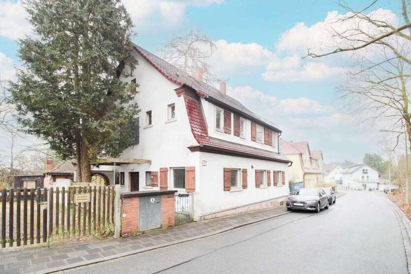 Haus zum Kaufen in Nürnberg 449.000 € 160.24 m²