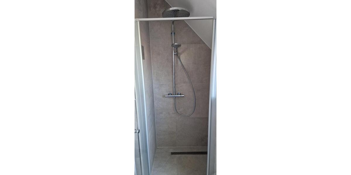 Dachgeschoßwohnung Oberasbach - 3 Zimmer, 86 m&sup2;, 940&euro; | Angebot:27616434