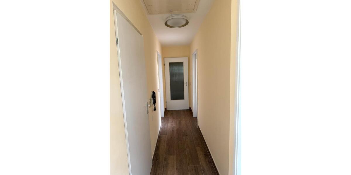 Zu Vermieten 3 Zimmer Wohnung 3 zimmer