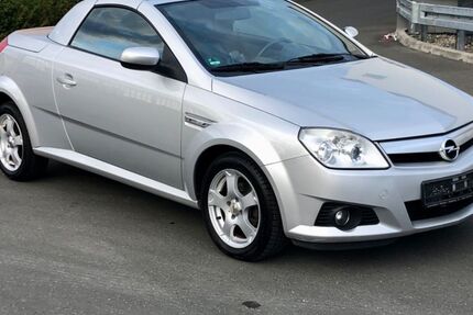 Opel Tigra 132.706 km 2.988 € Nürnberg 90441