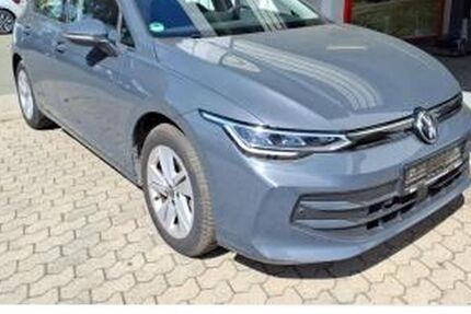 VW Golf 24.450 km 24.606 &euro; Nürnberg 90411