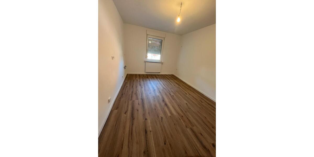 Etagenwohnung Nürnberg Holzheim - 2 Zimmer, 60 m&sup2;, 1.150&euro; | Angebot:27544373