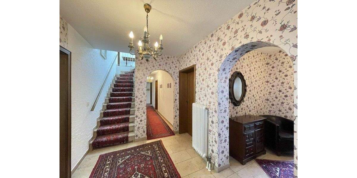 Exklusives Wohnen in Lauf-Rudolfshof - Einfamilienhaus mit über 220 m² Wohnfläche und Doppelgarage 6 zimmer