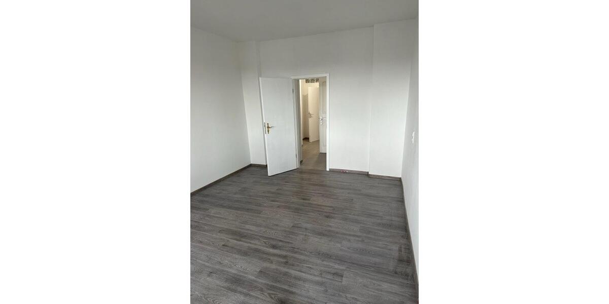 Wunderschön renovierte 2 ZW plus Wohnküche und Bad in Fürth - Höfener Str. 18 inkl. EBK 2 zimmer