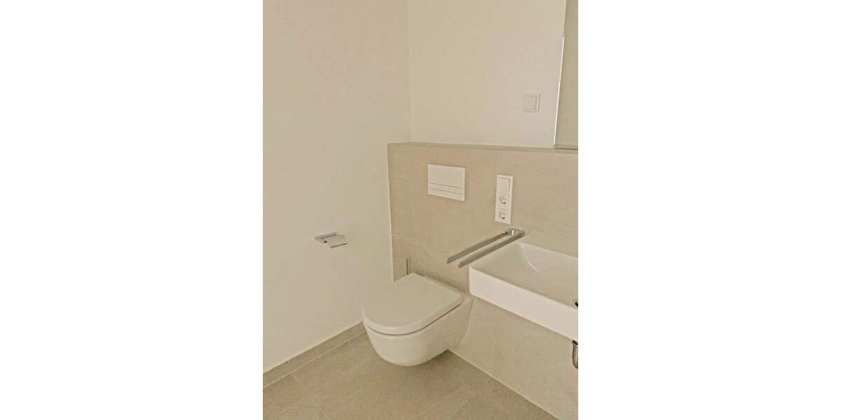 Etagenwohnung Fürth Innenstadt - 3 Zimmer, 85 m&sup2;, 1.585&euro; | Angebot:25683950