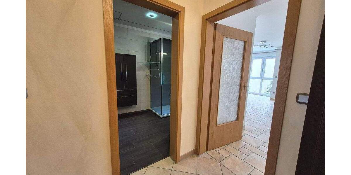 Etagenwohnung Wendelstein - 3 Zimmer, 76 m&sup2;, 860&euro; | Angebot:25563299