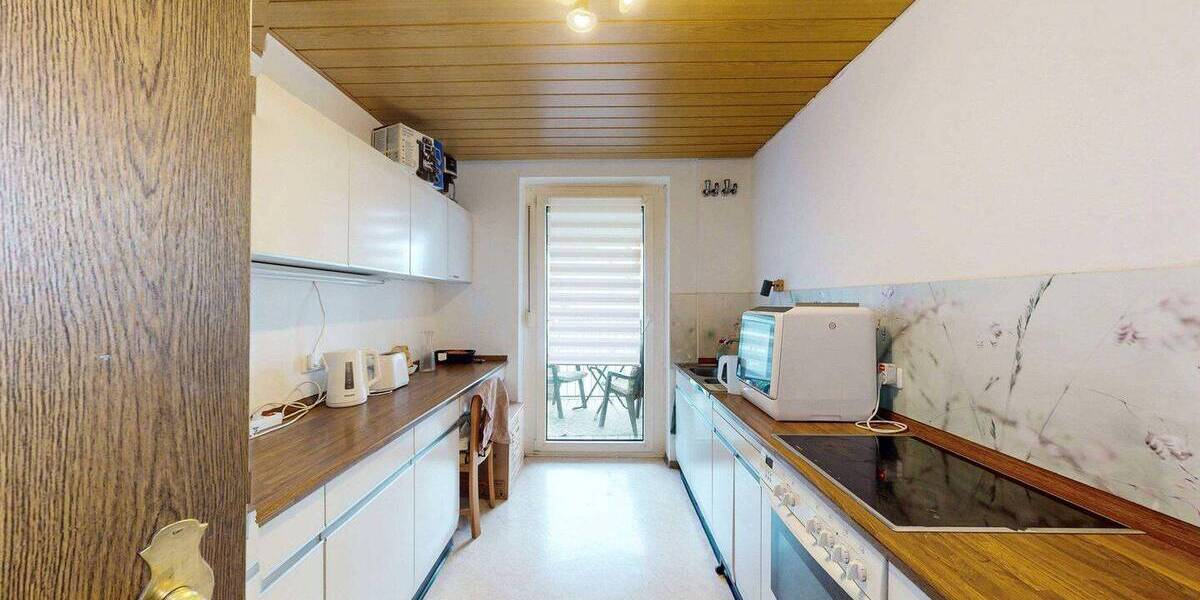 Etagenwohnung Nürnberg Schweinau - 4 Zimmer, 94 m&sup2;, 299.000&euro; | Angebot:26684316