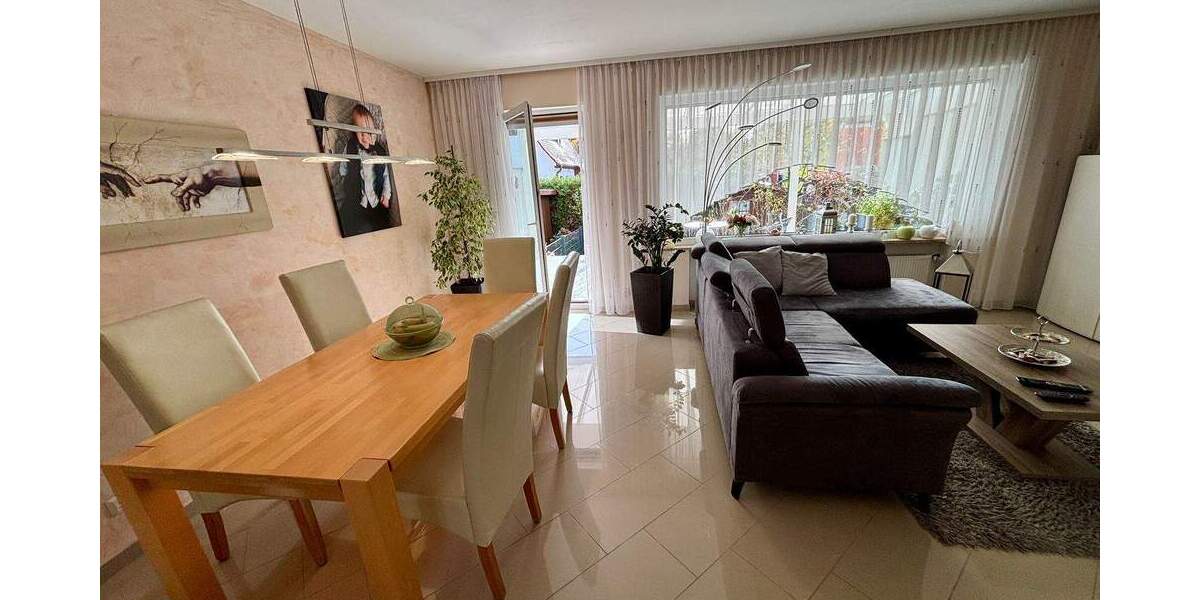 Reihenmittelhaus Feucht - 5 Zimmer, 133 m&sup2;, 495.000&euro; | Angebot:25684419