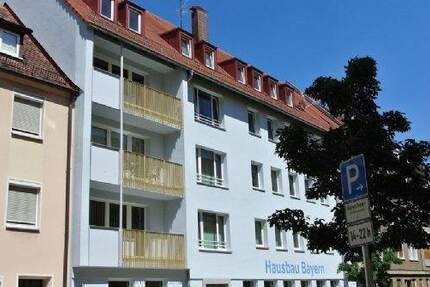 Wohnen in der Altstadt: Helle freundliche 4-Zimmer-Wohnung mit 2 Balkonen ohne Aufzug! 4 zimmer