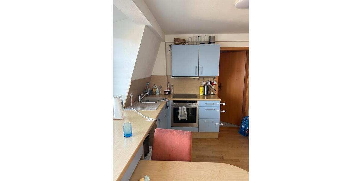 Zu vermieten: 1,5-Zimmer-Wohnung, 34 m² (Dachgeschoss) 1.5 zimmer