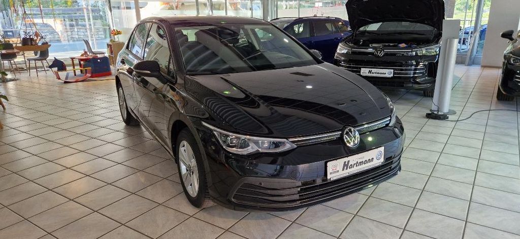 VW Golf 8.800 km 26.980 € Gräfenberg 91322