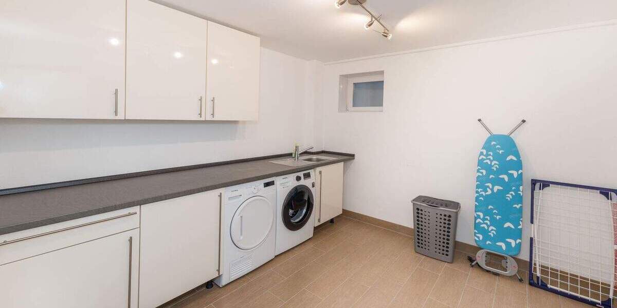 Doppelhaushälfte Oberreichenbach - 6 Zimmer, 196 m&sup2;, 2.490&euro; | Angebot:25665850