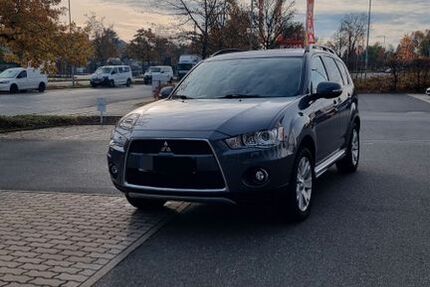 Mitsubishi Outlander 93.000 km 6.750 € Fürth 90766