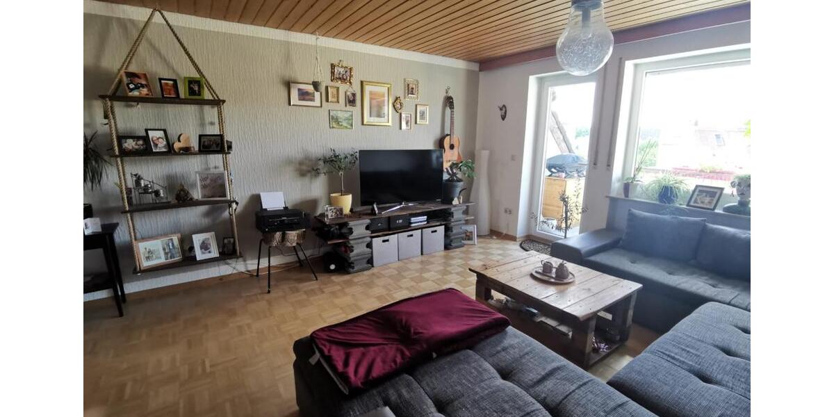 Dachgeschoßwohnung Forchheim - 3 Zimmer, 73 m&sup2;, 860&euro; | Angebot:25238332