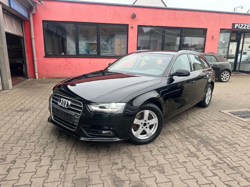 Audi A4 320.000 km 7.390 € Forchheim 91301
