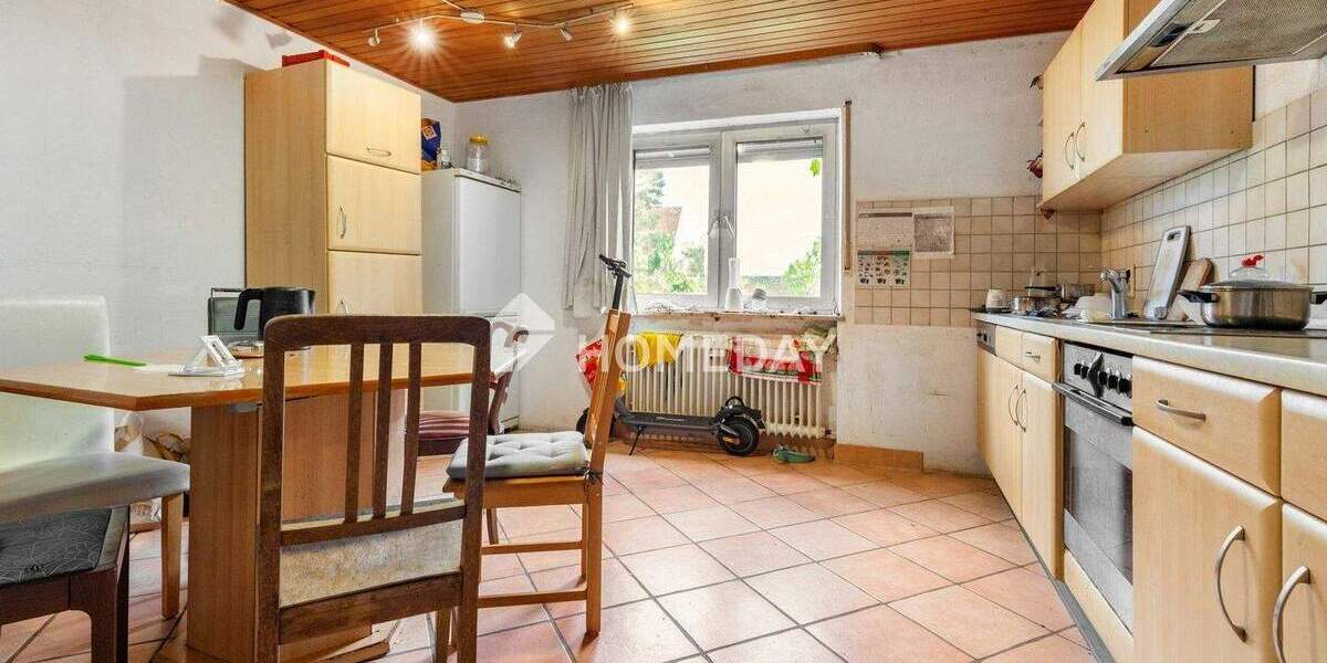 Mehrfamilienhaus, Wohnhaus Abenberg Wassermungenau - 9 Zimmer, 300 m&sup2;, 399.000&euro; | Angebot:25737451