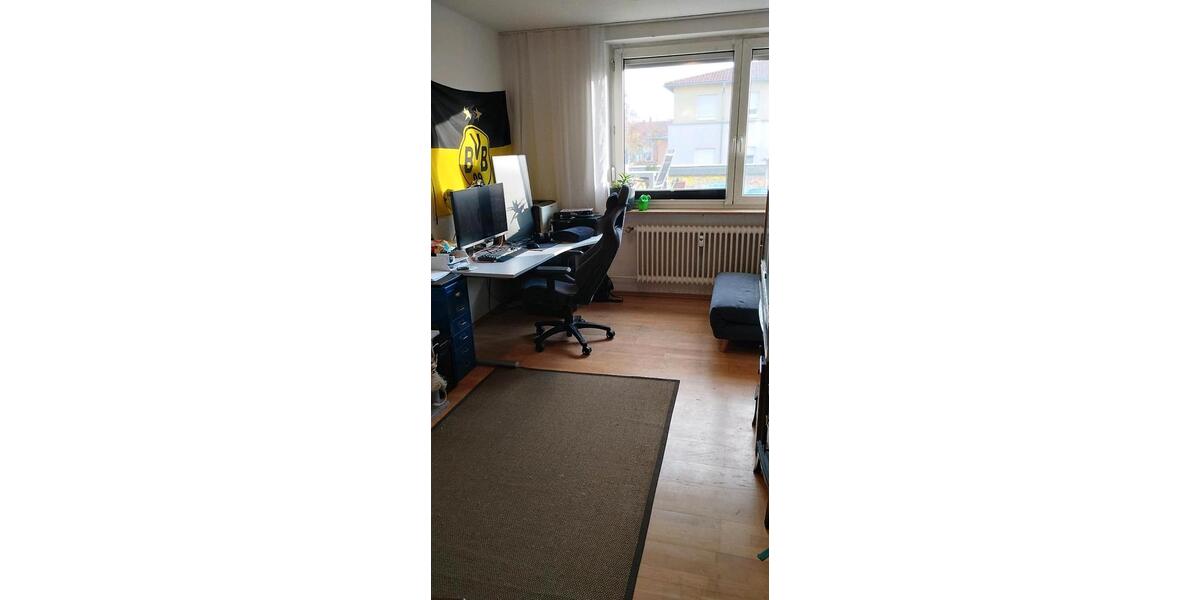 4 Zimmer Wohnung mit riesiger Dachterrasse mitten in Erlangen 4 zimmer