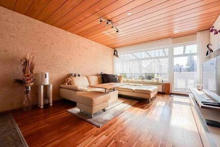 Haus Nürnberg Schweinau - 8 Zimmer, 179 m&sup2;, 589.000&euro; | Angebot:26704701