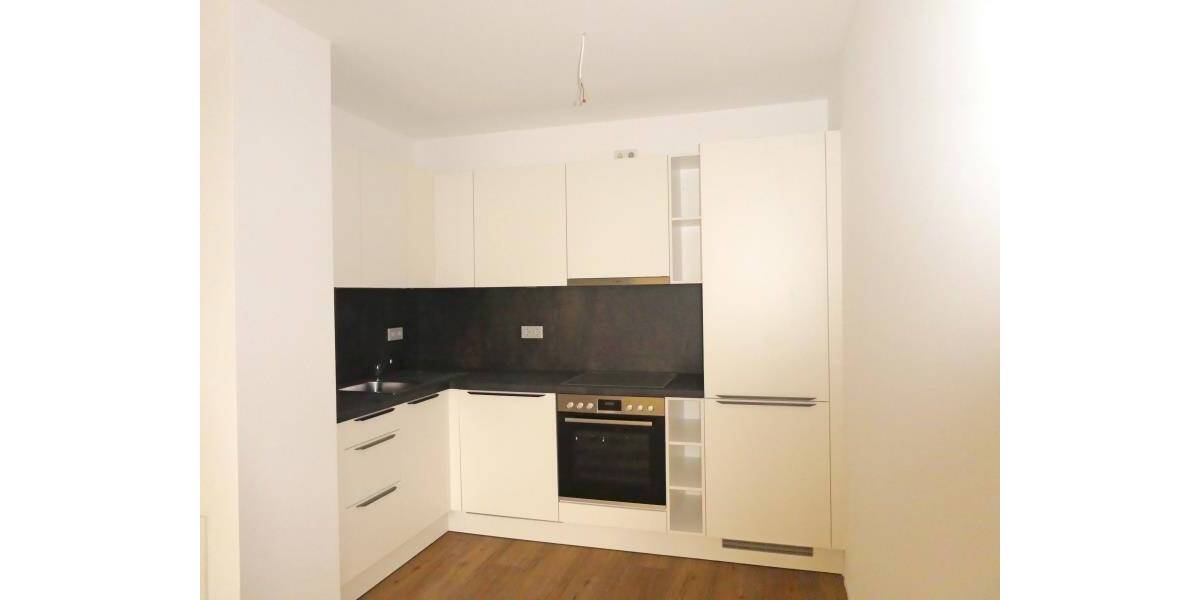 FÜ: Erstbezug! Attraktiv & repräsentativ, 2-Zi-Whg (2.OG) mit EBK, Balkon, Aufzug + TG-Stellplatz 2 zimmer