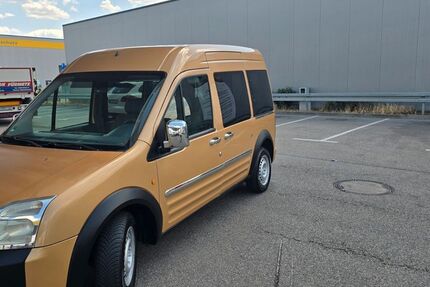 Ford Tourneo Connect 195.000 km 3.450 € Nürnberg 90431