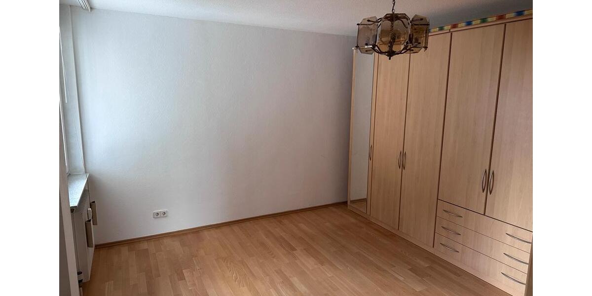 Etagenwohnung Nürnberg Gaismannshof - 3 Zimmer, 72 m&sup2;, 1.050&euro; | Angebot:25370234