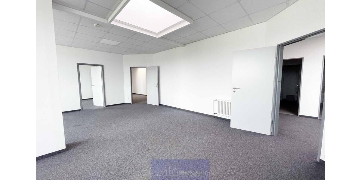 Gewerbeobjekt Erlangen Bruck - 9&euro; | Angebot:23217184