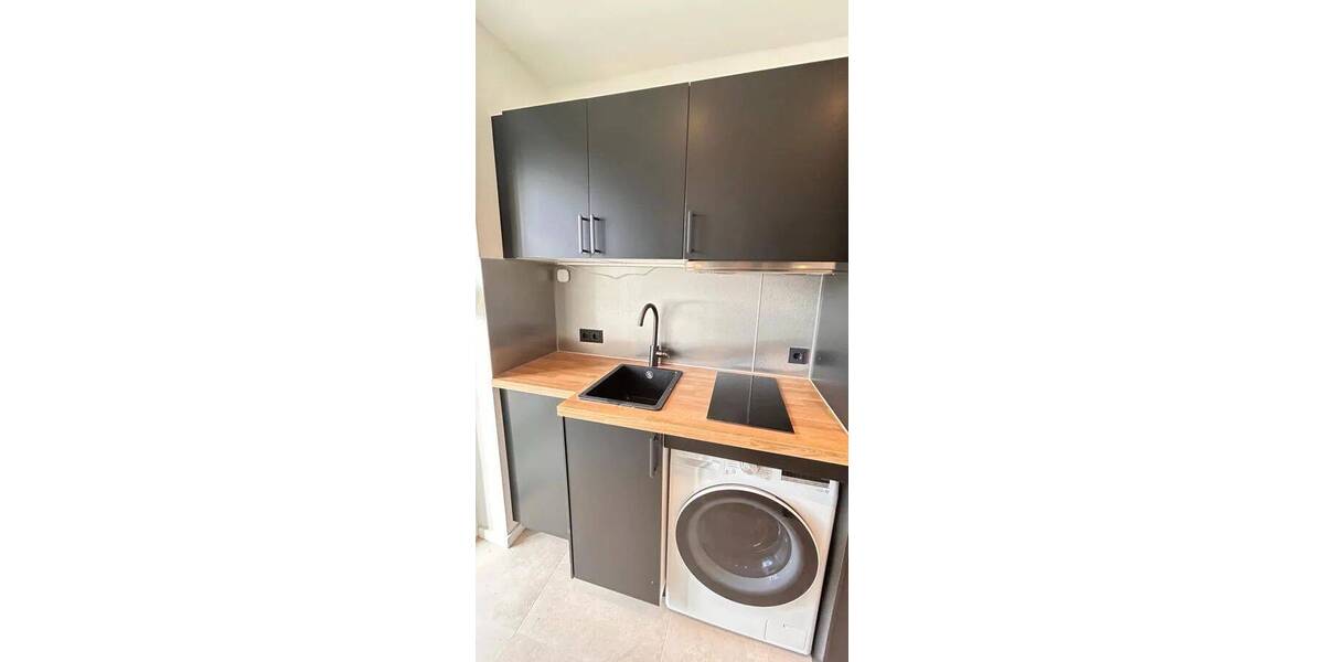 Etagenwohnung Nürnberg Gostenhof - 4 Zimmer, 12 m&sup2;, 374&euro; | Angebot:26646396