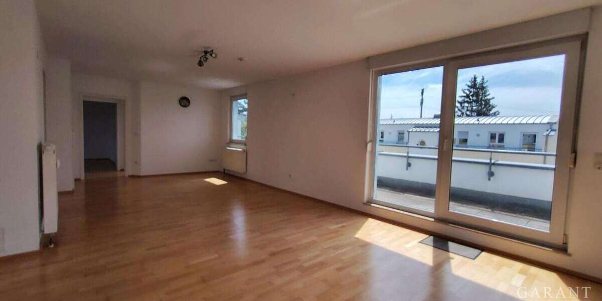 Etagenwohnung Schwaig bei Nürnberg - 3 Zimmer, 98 m&sup2;, 325.000&euro; | Angebot:26662866