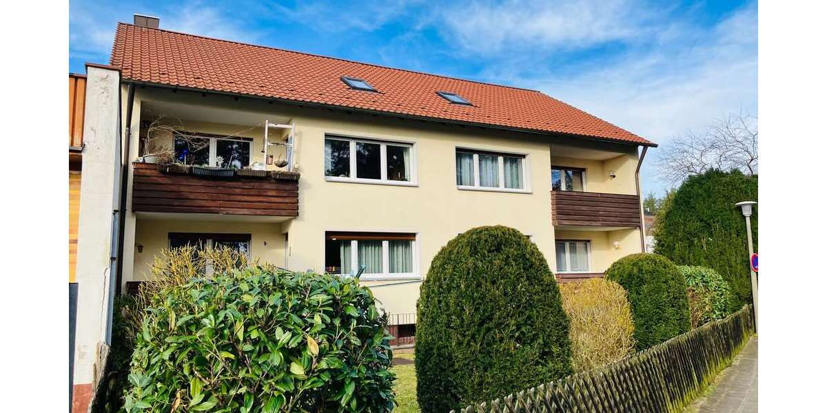 Haus zum Kaufen in Schwaig bei Nürnberg 995.000 € 363 m² 15 zimmer