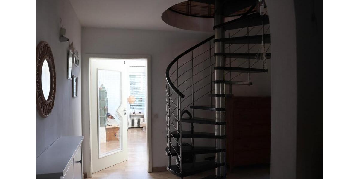 Mehrfamilienhaus, Wohnhaus Möhrendorf - 6.5 Zimmer, 198 m&sup2;, 2.400&euro; | Angebot:26306262